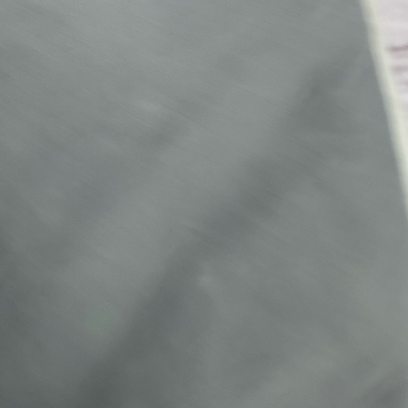 Lululemon Hip to be Free Crossbody Bag - Picture 6 of 9